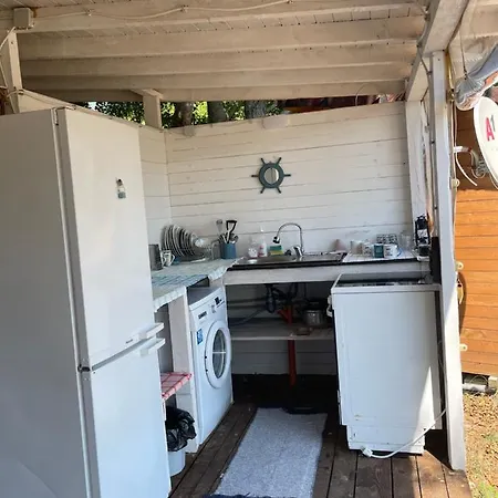 Kemp Sea Caravan On The *