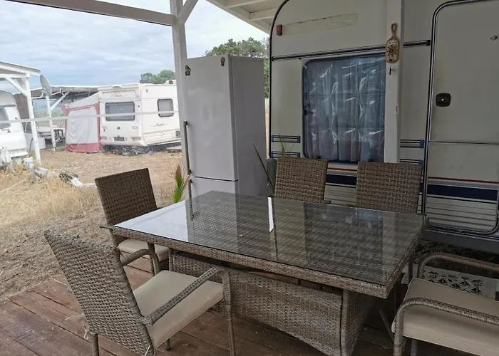 Sea Caravan On The 키텐