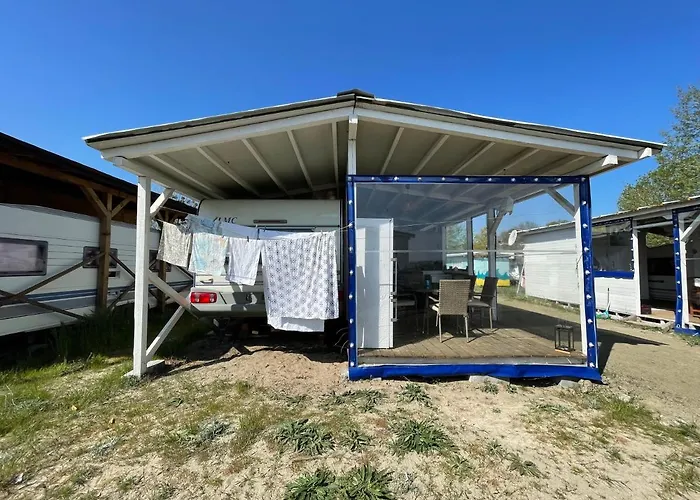 Sea Caravan On The 캠프장